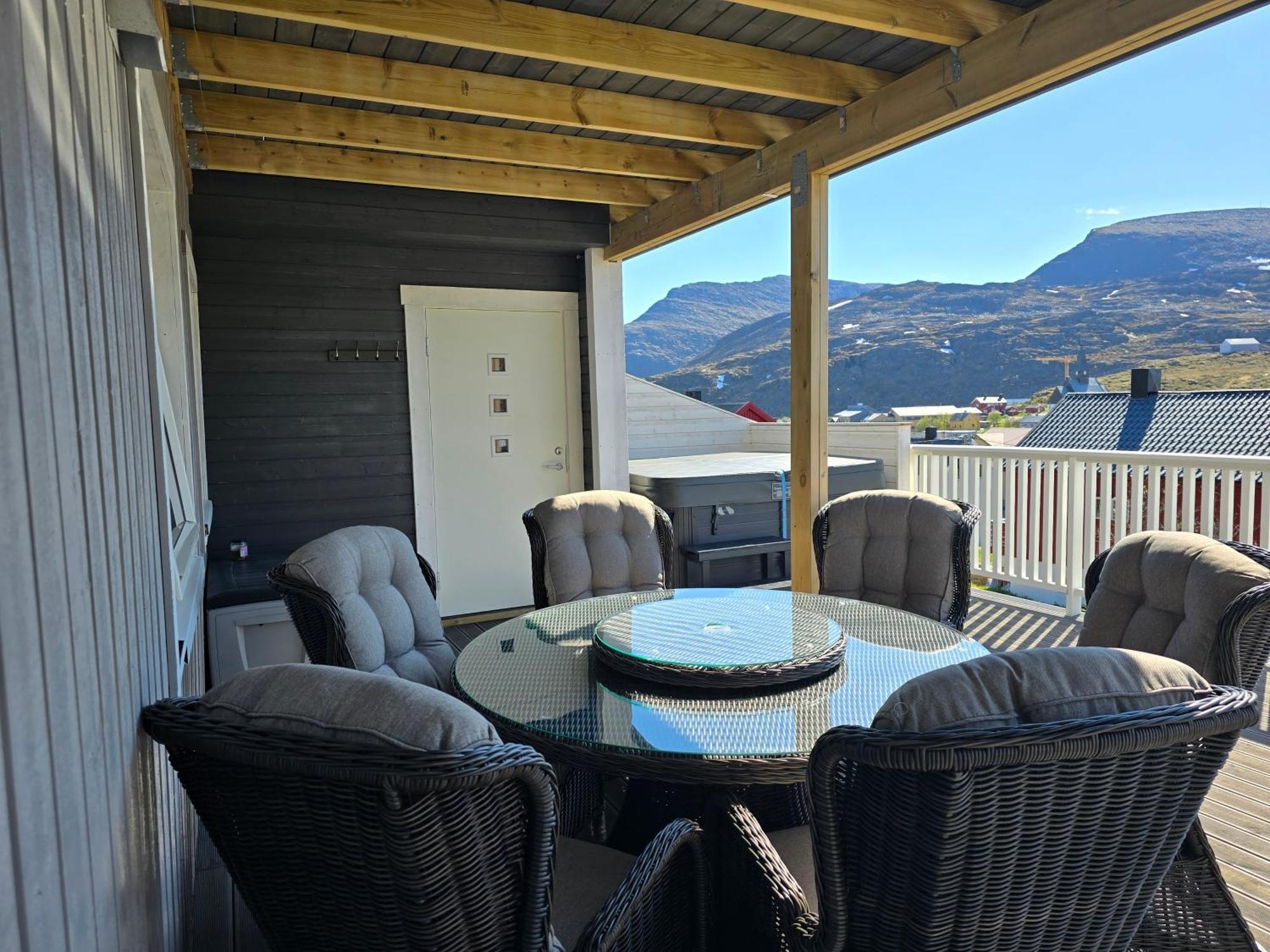 Nord Hus Service As, Deluxe, Sauna, Jakuzzi Havoysund Luaran gambar