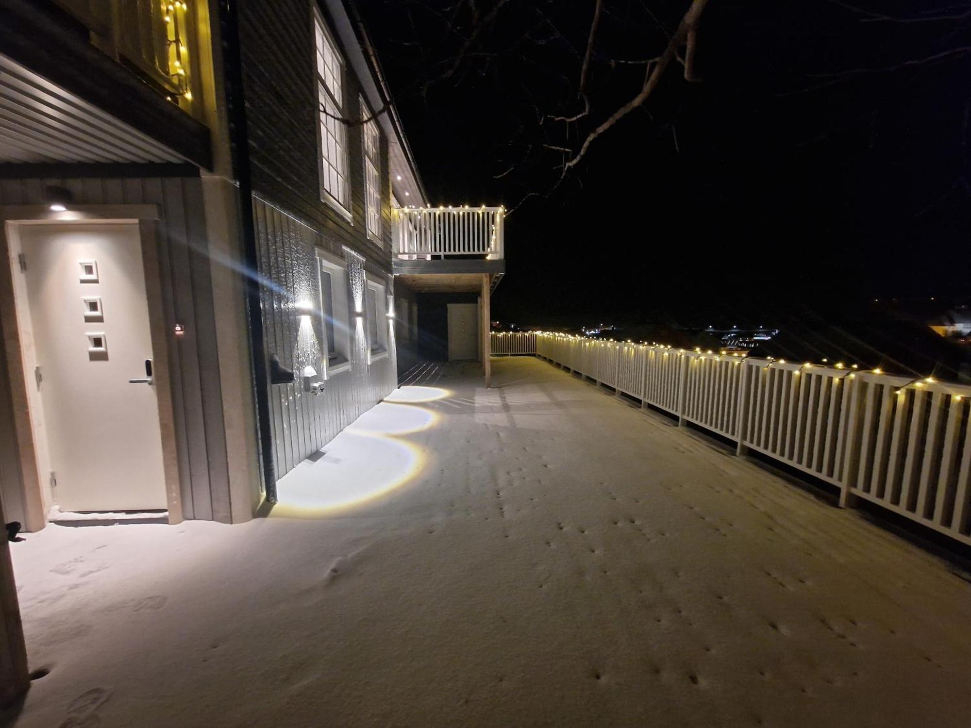 Nord Hus Service As, Deluxe, Sauna, Jakuzzi Havoysund Luaran gambar